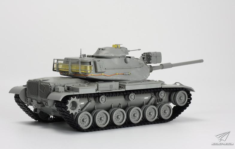 标题：1/35美国M60A1主战坦克模型